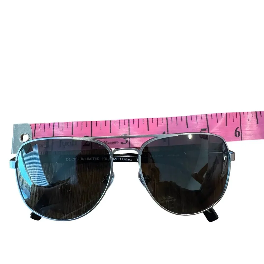 NWOT Ducks Unlimited Galaxy Sunglasses